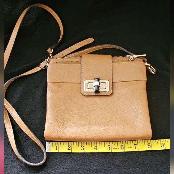 Stauer Tan/Light Brown Pebble Leather Crossbody Bag - Picture 9 of 11